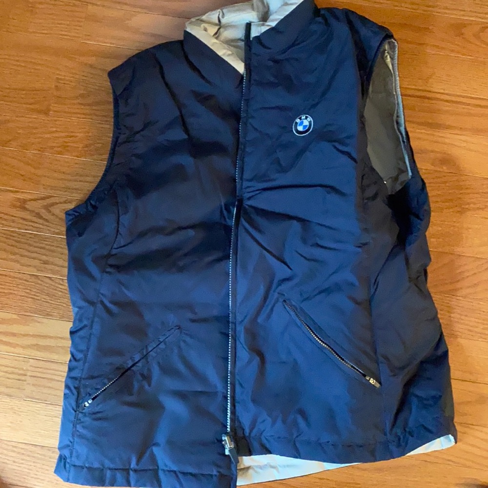 Women’s BMW reversible vest Size L